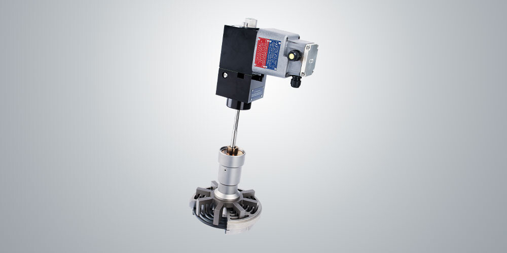 HydroCOM - 無段階容量制御システム バルブ付きハイドロコム